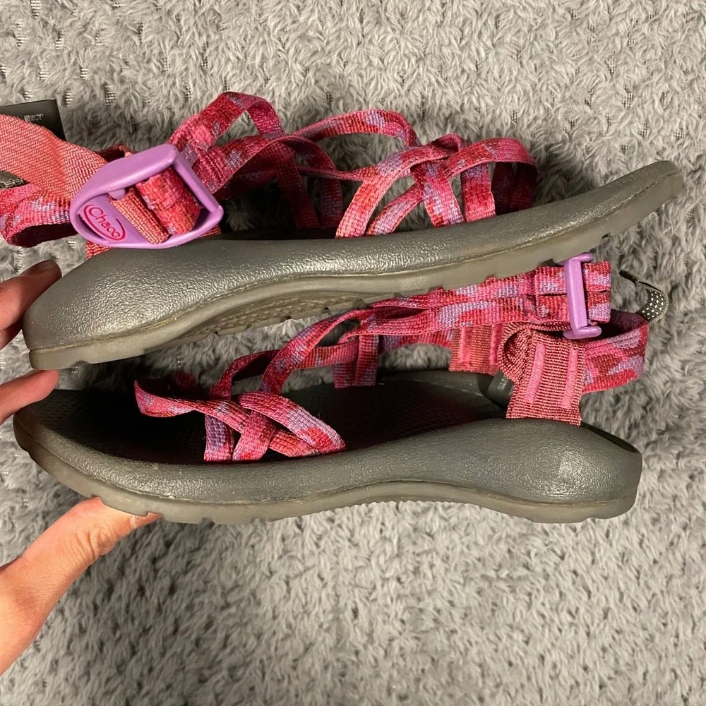 Chaco‎ Kids ZX/1 Ecotread Sweeping Fuschia Strappy Hiking Sandals Size 3